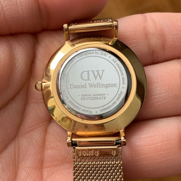 Daniel Wellington Petite Melrose Watch EUC - Picture 15 of 16